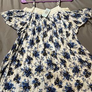 Torrid Floral Off-Shoulder Dressy shirt